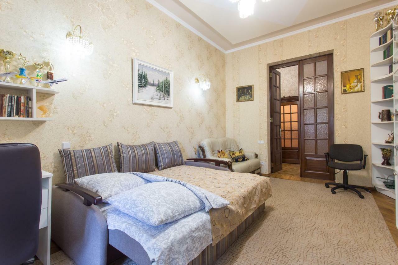 Apartment In The Center Of 카리프 외부 사진