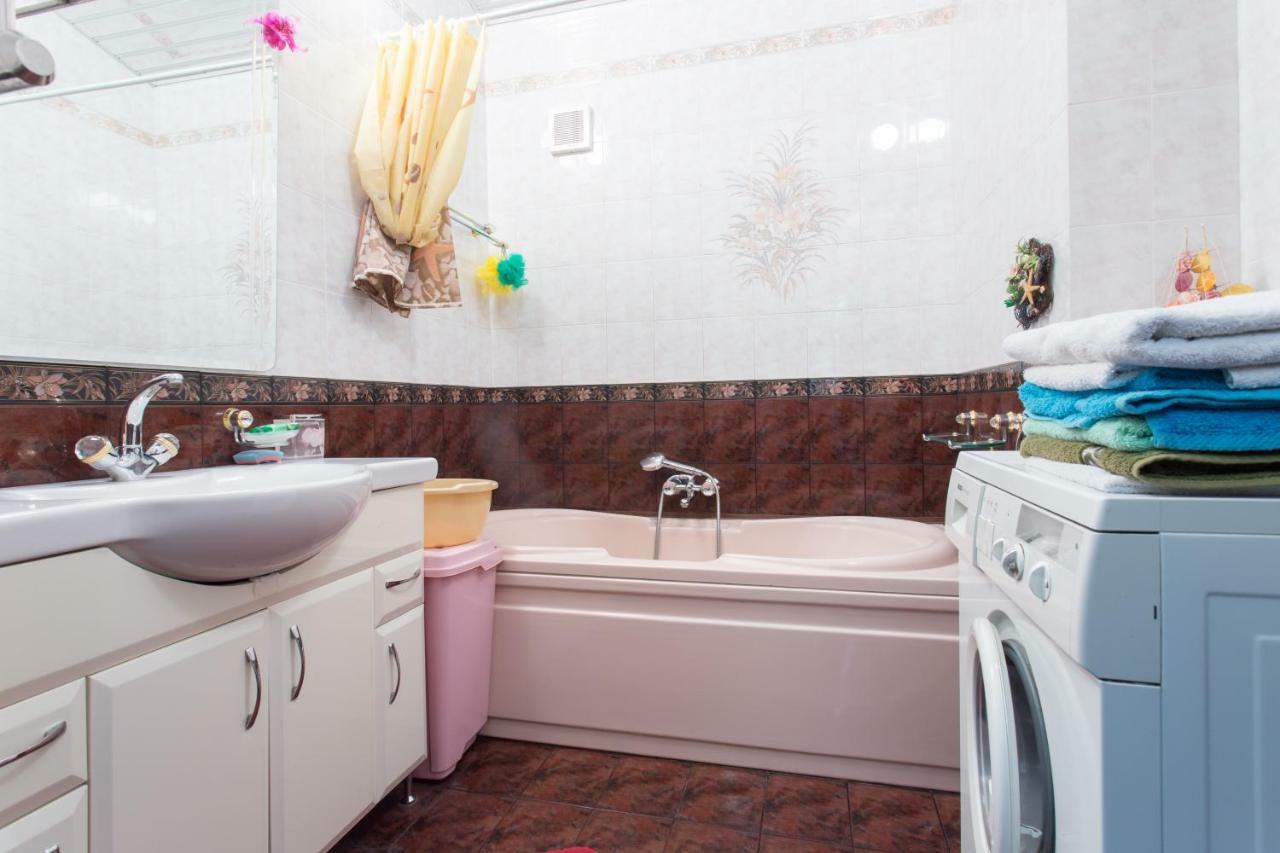 Apartment In The Center Of 카리프 외부 사진