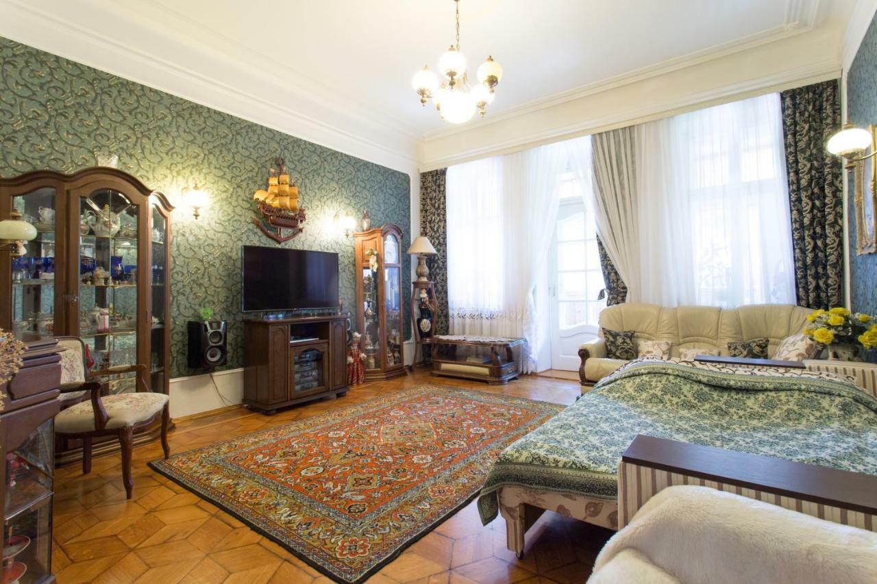 Apartment In The Center Of 카리프 외부 사진