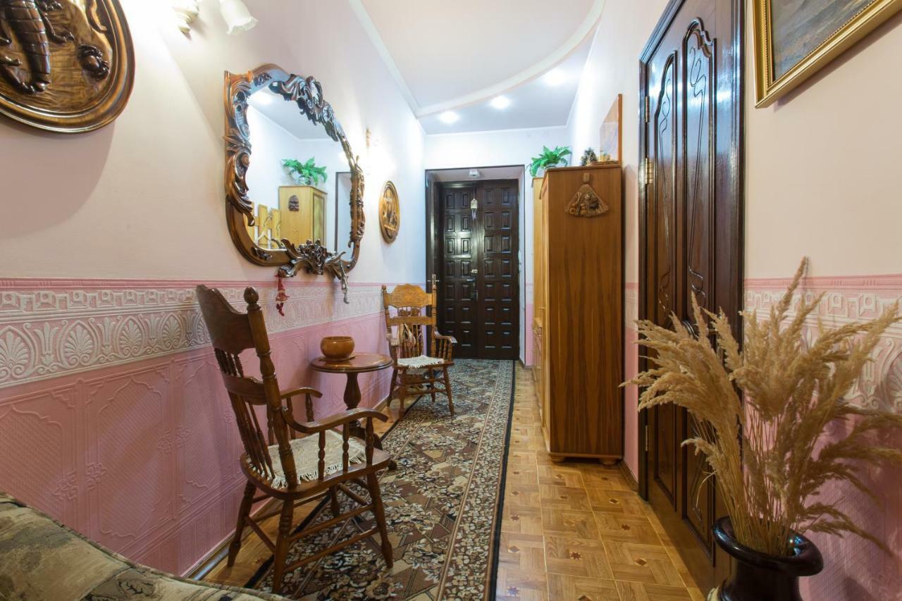 Apartment In The Center Of 카리프 외부 사진